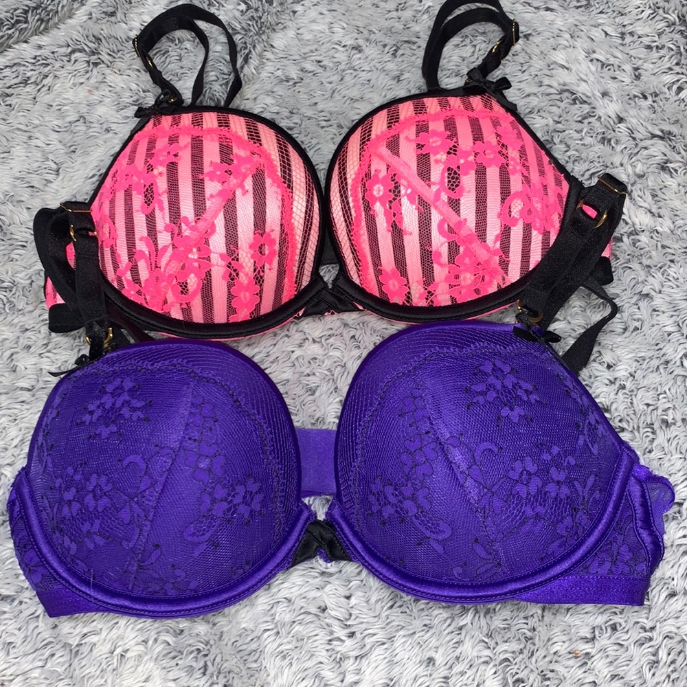 2 Victoria Secret push up bras